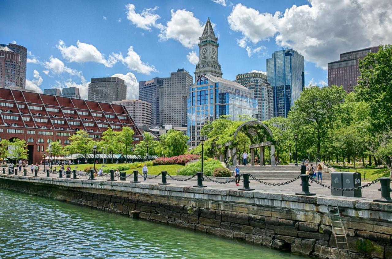 Boston Yacht Haven Hotel Luaran gambar